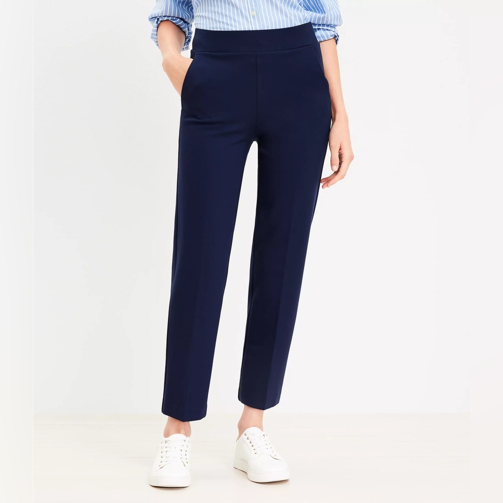 LOFT- Navy Cropped Women's Pants Size L